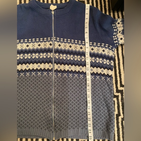 Womens vintage Blue Patterned Sweater - Picture 6 of 8